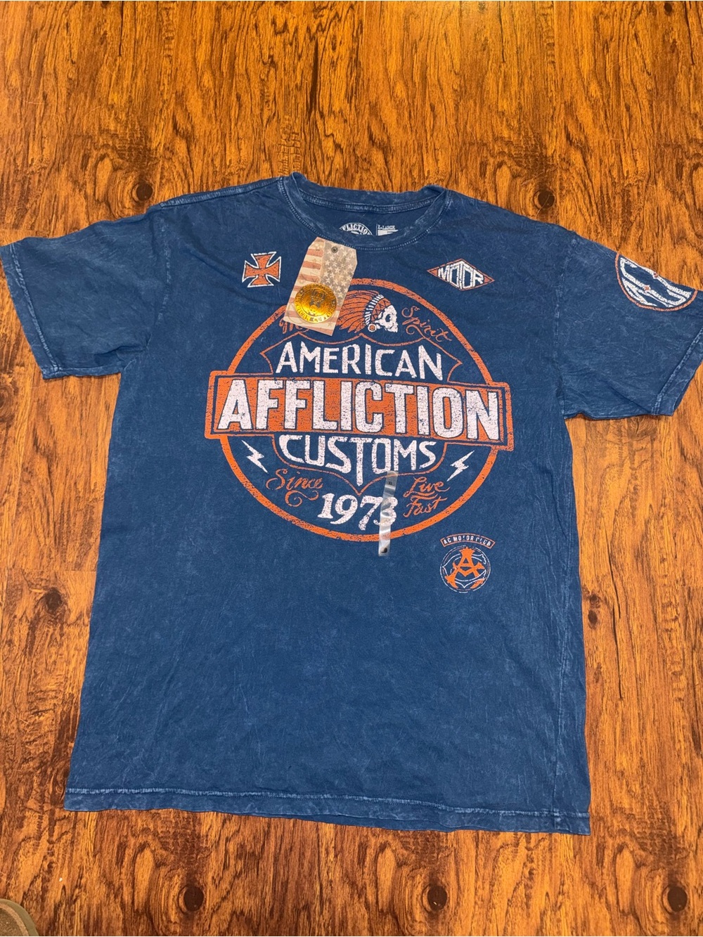 Affliction Men's Navy Blue and Orange Graphic Tee